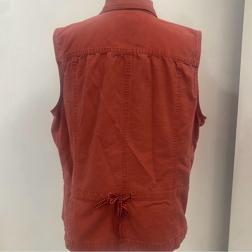 Rust Sleeveless Vest with Pockets - Picture 5 of 11